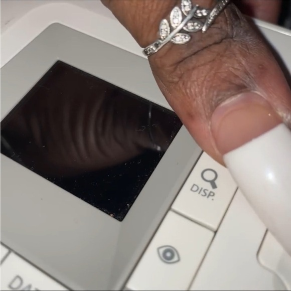 Canon SELPHY White Photo Printer - Picture 3 of 10